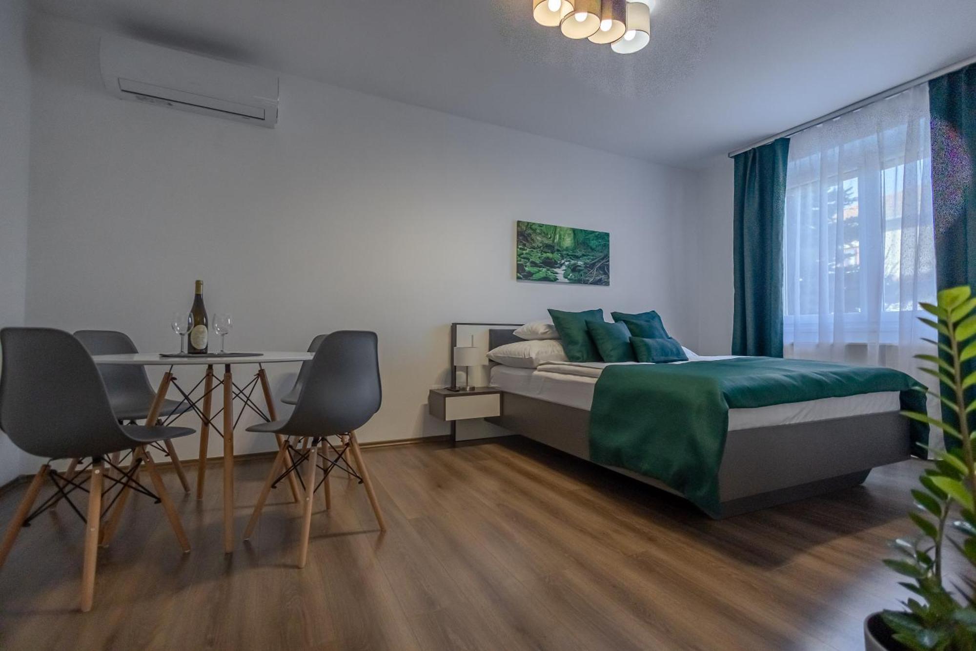 Happy Home Apartman Miskolc Exterior foto